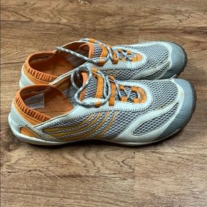 Women’s Merrrell Pace Glove Barefoot shoes